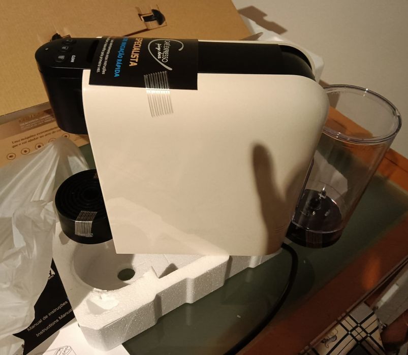Vendo máquina de café Specialista nova