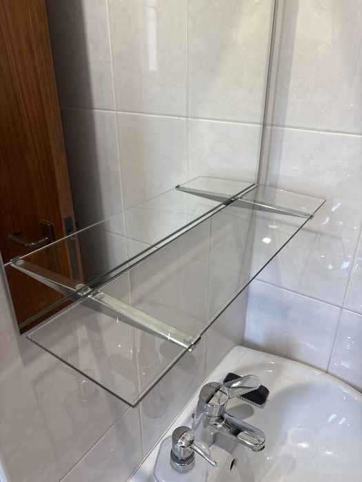 Espelho casa banho e candeeiro