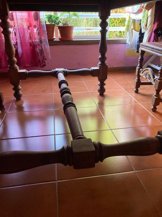 Mesa Madeira e 5 Cadeiras