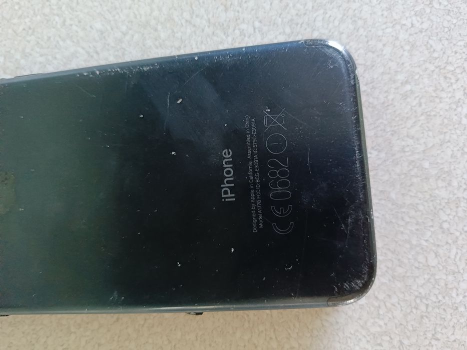 iPhone 6 uszkodzony na części