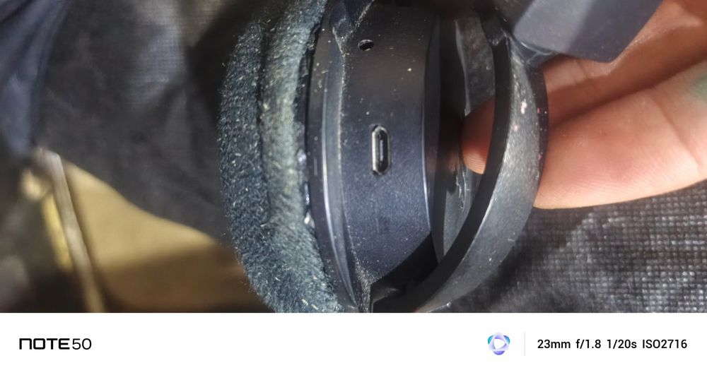 Продам bluetooth навушники JBL T460BT
