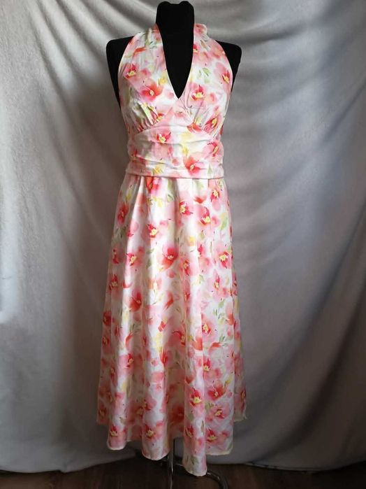 Rozkloszowana sukienka w kwiaty w stylu pin-up XXXL/46 Shein