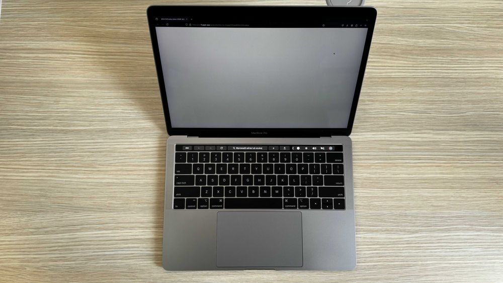 Macbook Pro Model A1989 z 2019 roku Touchbar I7 16GB