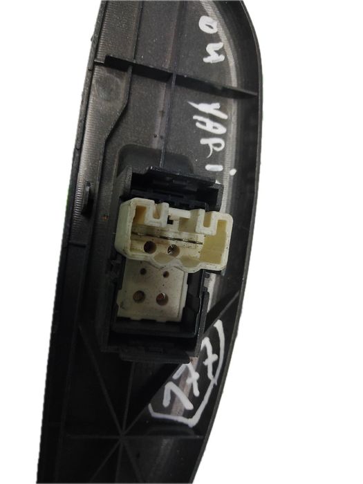 Comando / botão / interruptor vidros frente direito TOYOTA Yaris (_P1_