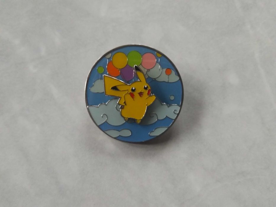 Cartas e artigos de Celebrations Pokemon