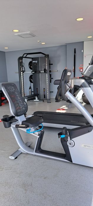 Bicicleta estática profissional – usada | levantamento no local