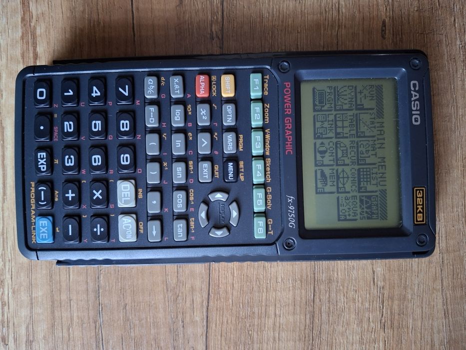 Kalkulator naukowy graficzny Casio fx-9750G, 32KB
