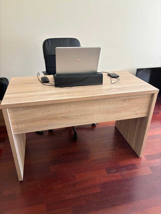 Secretária de Escritório Moderna | Como Nova | 120 cm x 75 cm x 59 cm (com oferta especial)