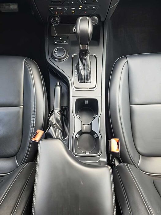 Ford Ranger      2021