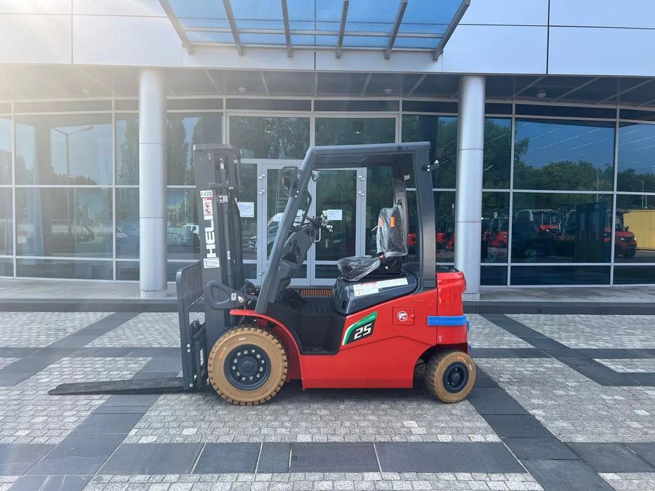 Heli CPD25-GC6LI-S Nowy Heli Li-On Standard 3300 mm podnoszenia  Wózek widłowy HELI CPD25-GC6LI-S Nowy 2025 ROK Litowo-Jonowy