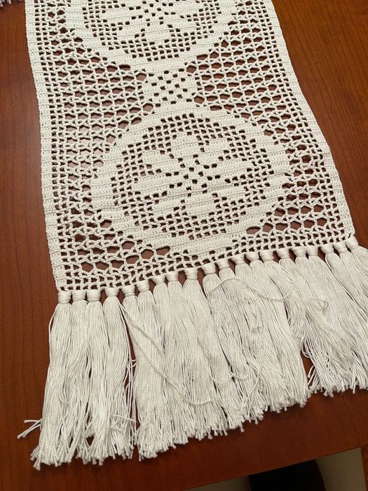 Conjunto de naperons de quarto em renda437438668625029121