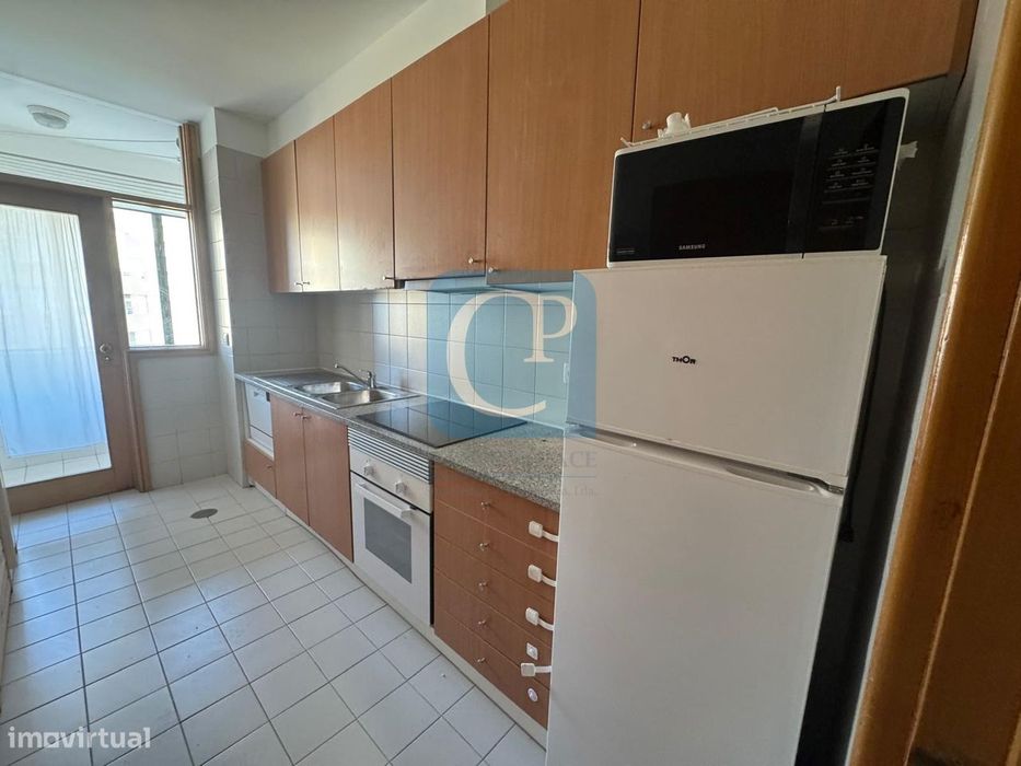 Apartamento T1Kit semi mobilado em Paranhos, Porto