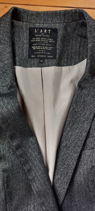 Sprzedam marynarkę z River Island