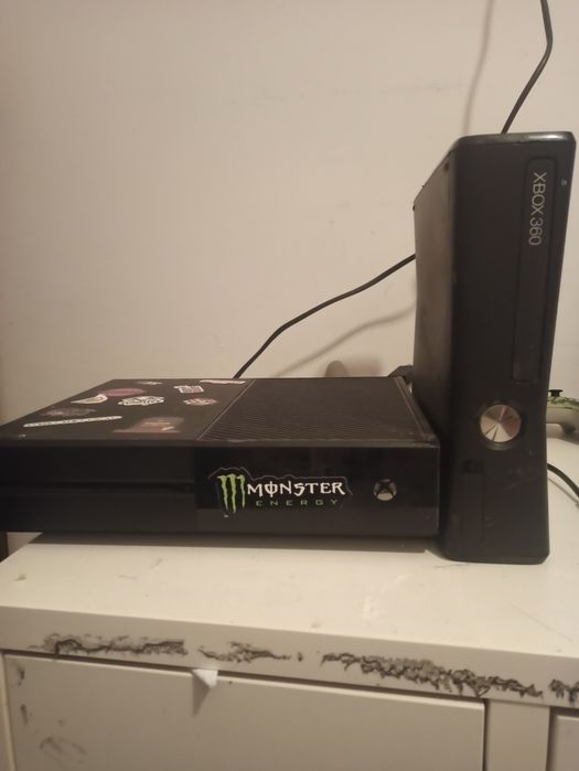 Xbox one 500gb..