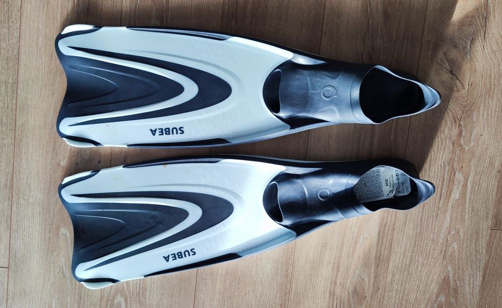 Płetwy do pływania 38-39 jak nowe. Stan bdb