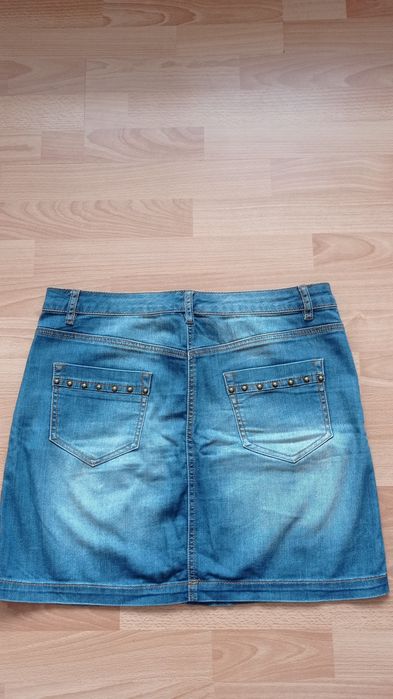 Spódnica dżinsowa, krutka