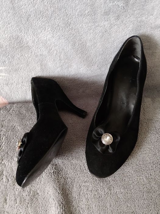 Buty na obcasie 38