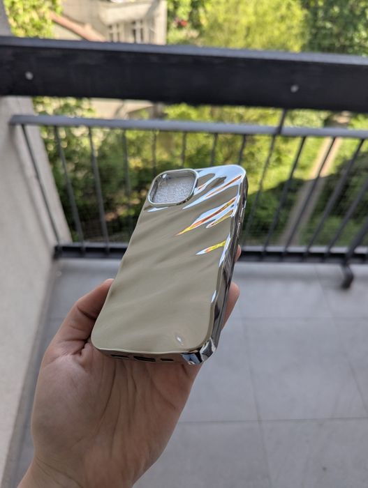 Etui na iPhone'a