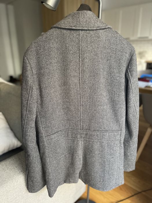 Szary męski płaszcz
