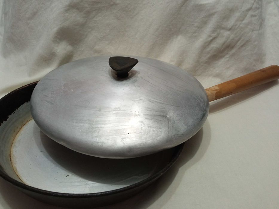 сковорода с крышкой времён СССР 26см