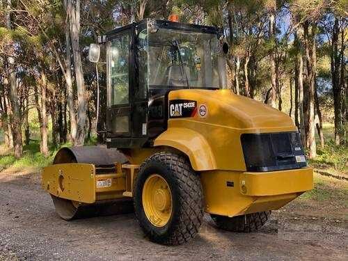 Услуги спец техники самосвалы, краны, экскаваторы и другое