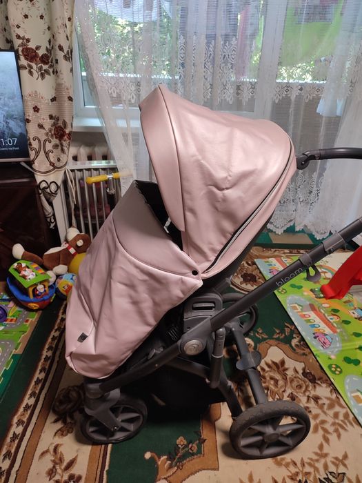 Продам дитячу коляску
