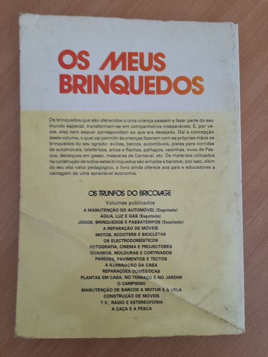 Livro "Os meus brinquedos"