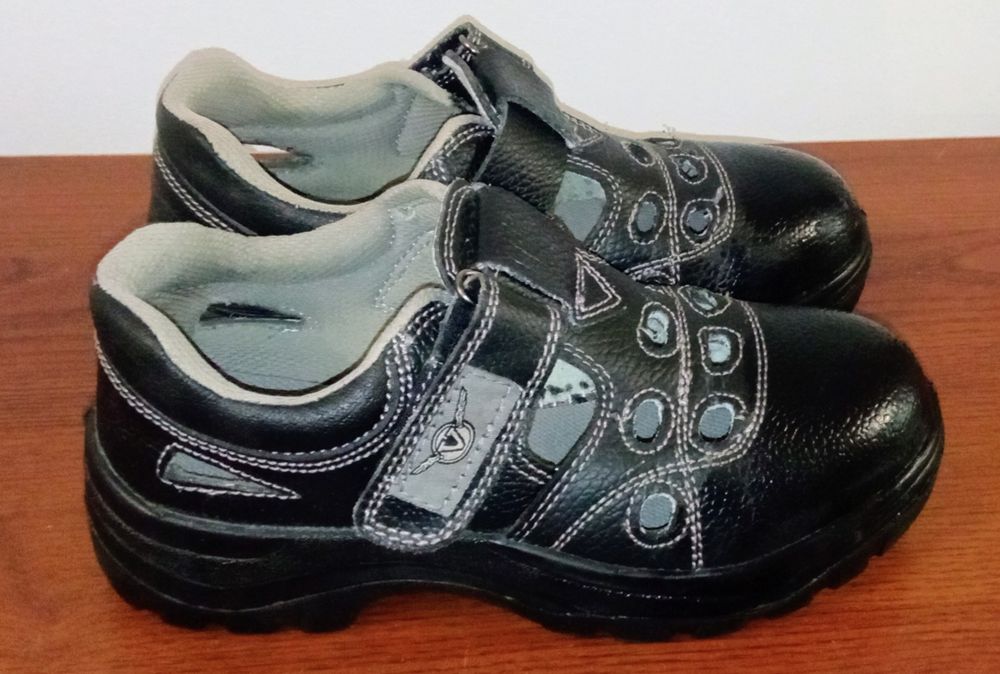 Sandały buty  wzmocnione Vorel 38