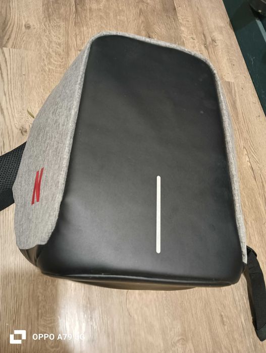 XD Design Bobby Anti-Theft Backpack – Netflix Edition