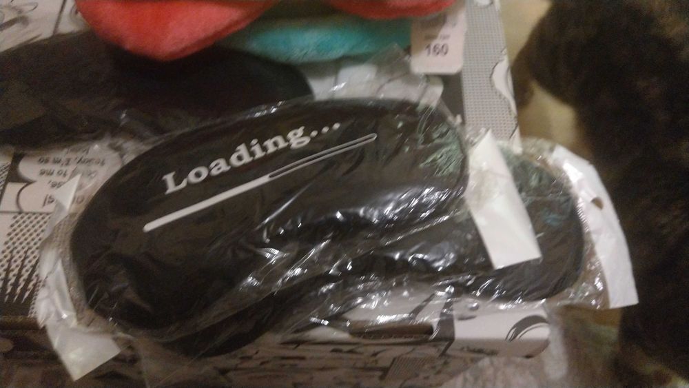 Маски для сна черные, с принтами и коты