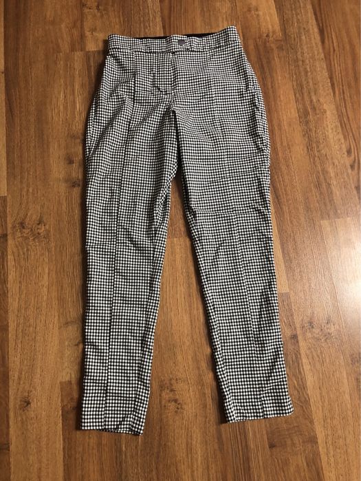 Spodnie w kratkę gingham z wysokim stanem czarno białe pepitka F&F 36