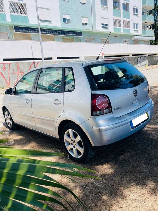 Vende-se Volkswagen Polo 1.2 – económico e fiável