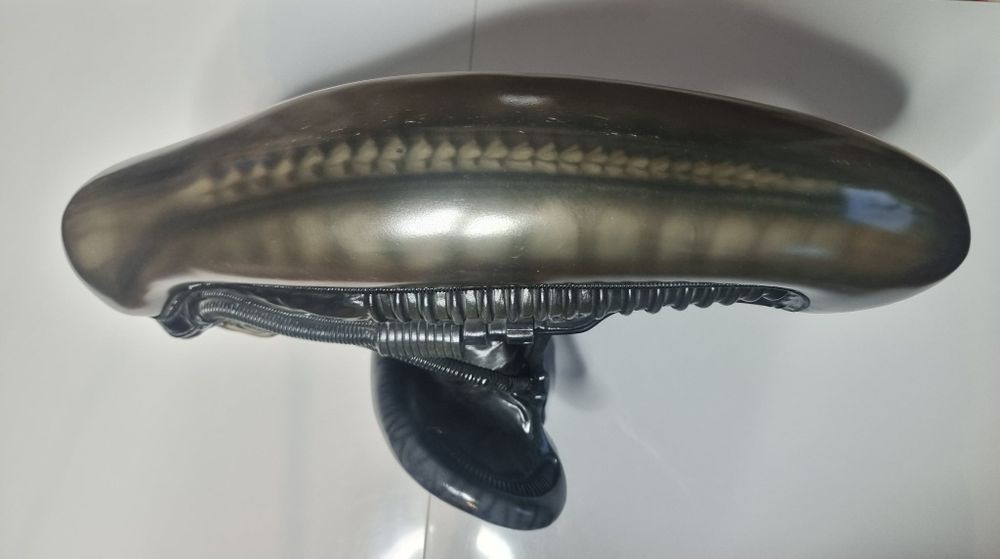 Alien big chap sideshow bust 1:2
