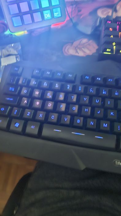 Teclado gamer com leds