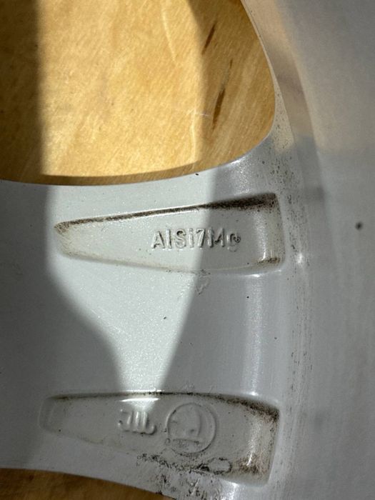 Легкосплавні диски Skoda R16