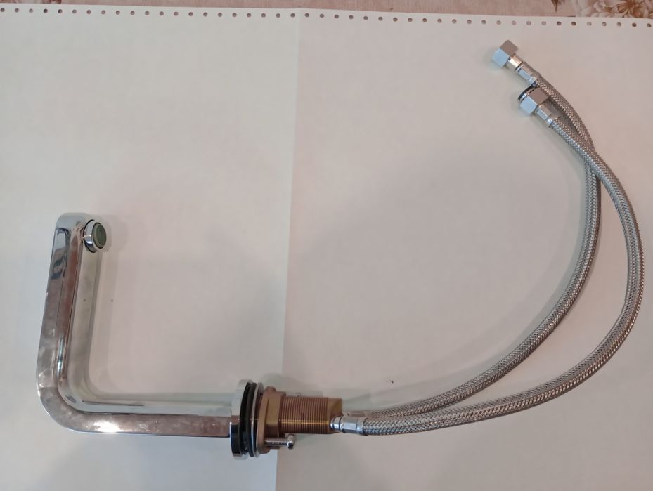 Смеситель для раковины