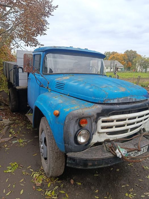 Продам зіл в робочому стані дзвоніть за номером +380964592549