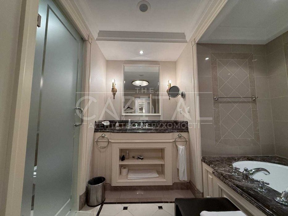 Продаж/Працюючий салон/120 м2/ЖК Новопечерські Липки/Печерський район