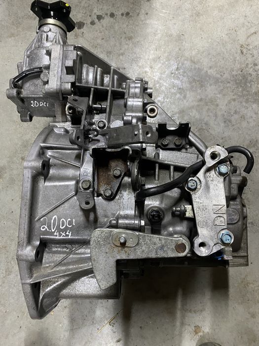МКПП Nissan Qashqai j10 2.0dci 4x4: 100 $ - КПП / АКПП у зборі Рівне на Olx
