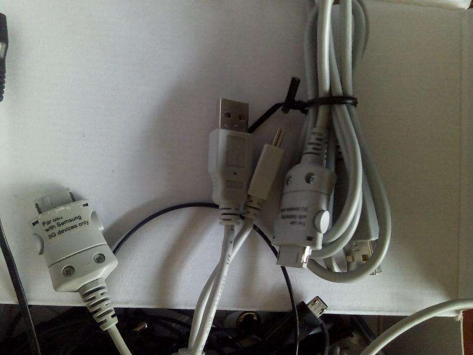 Carregador/cabos/auriculares Samsung