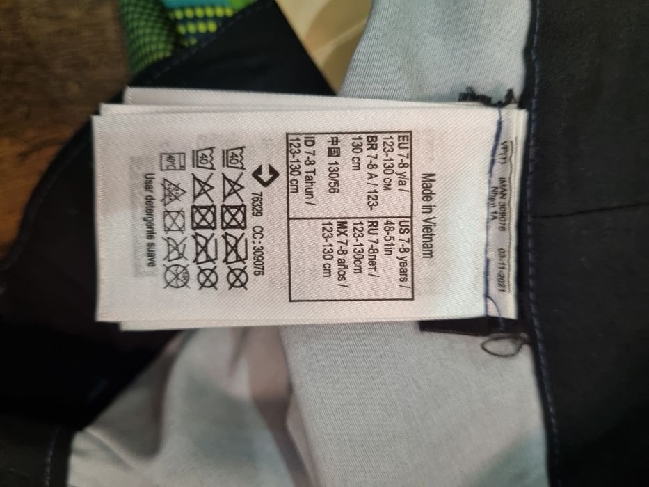 Шорти для хлопчика розмір 123-130 см, 7-8 років з сайту Decatlon