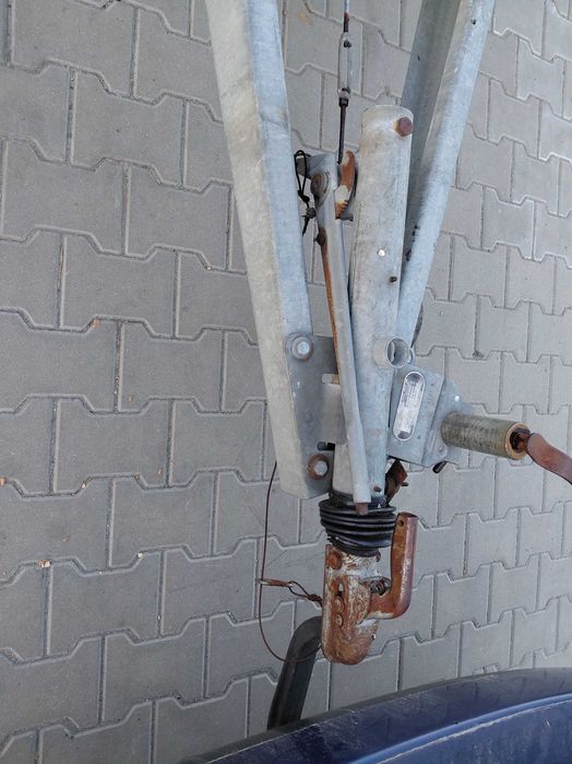 Sprzedam.Przyczepa ciężarowa 2000 DMC,burty aluminiowe