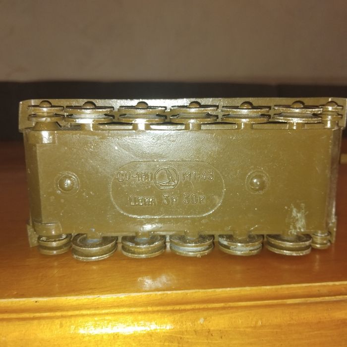 СУ100 военная техник.