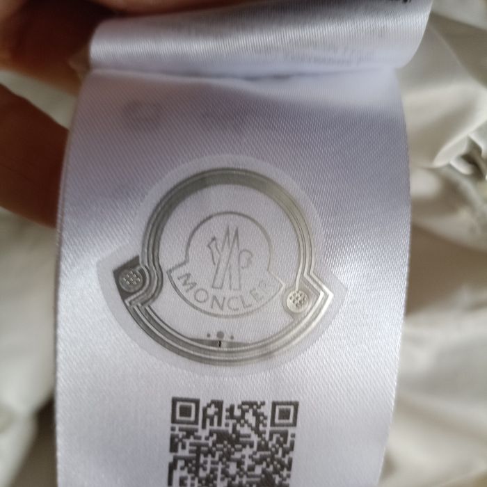 Moncler куртка S