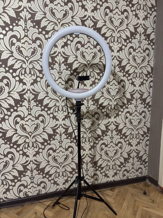 Кільцева лампа 45 см