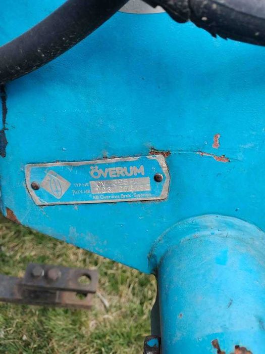Pług obrotowy Overun Xcelsior z 2010r.