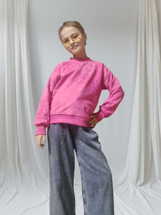 Кофта на весну трьохнитка петля на 8-9 та 9-10 р.  Розмір 134,140