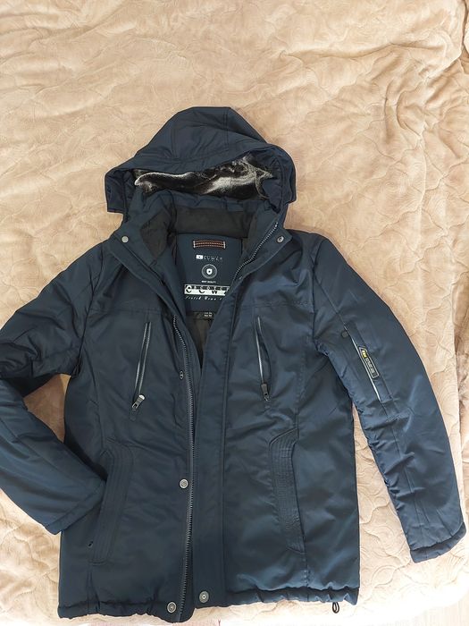 Чоловіча зимова куртка