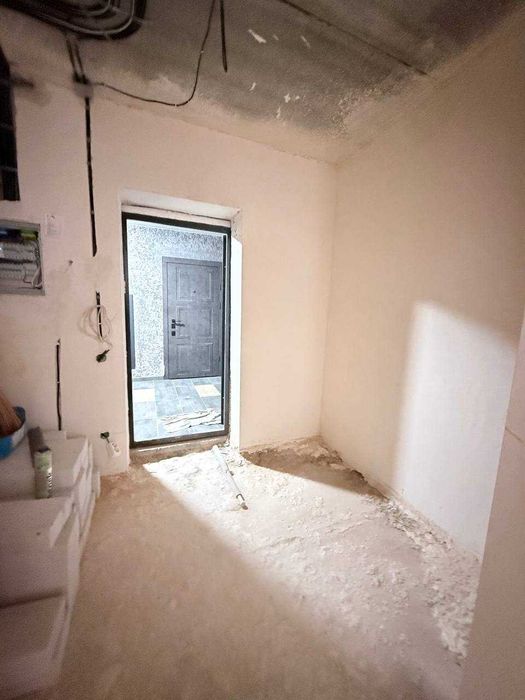 Величезна квартира в крутому комплексі з наповненням