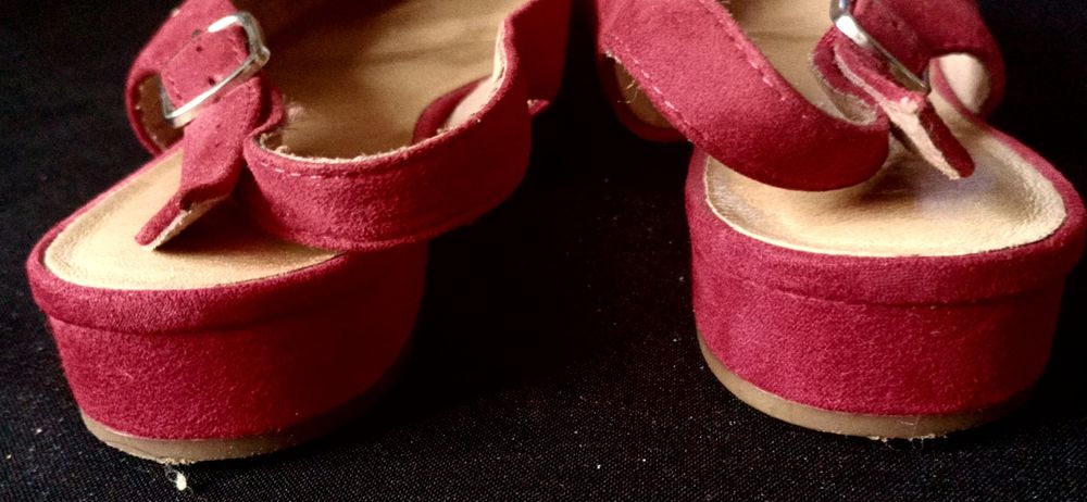 sandałki czerwone damskie pasek na pięcie